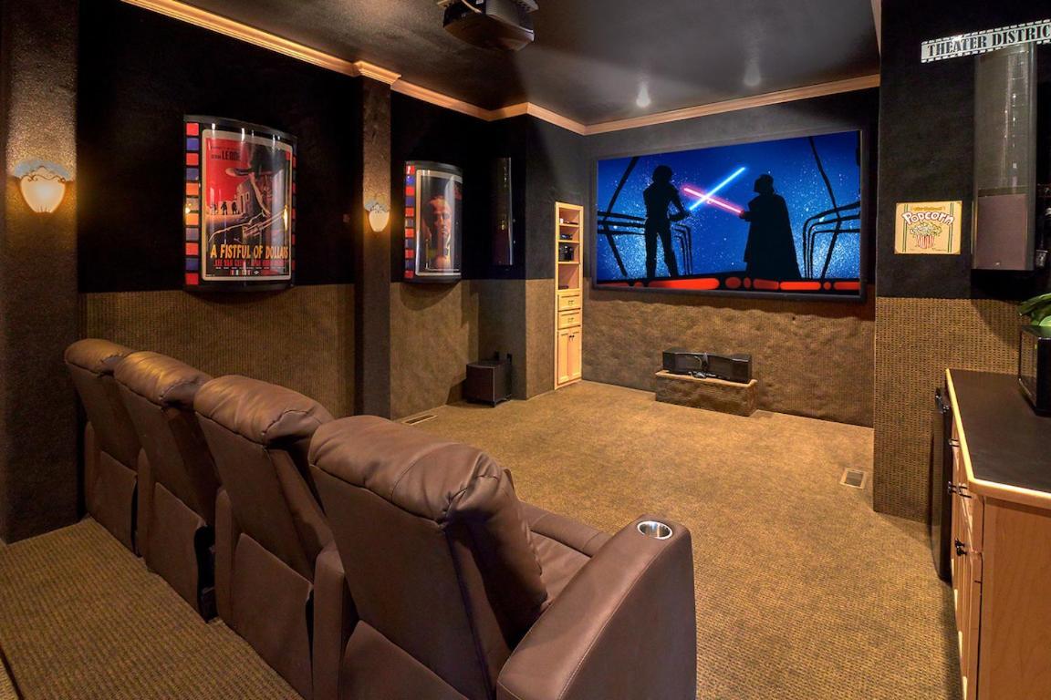 Journey'S End, 5 Bedrooms, Sleeps 12, Private Outdoor Pool, Theater, Sauna Сивиървил Екстериор снимка