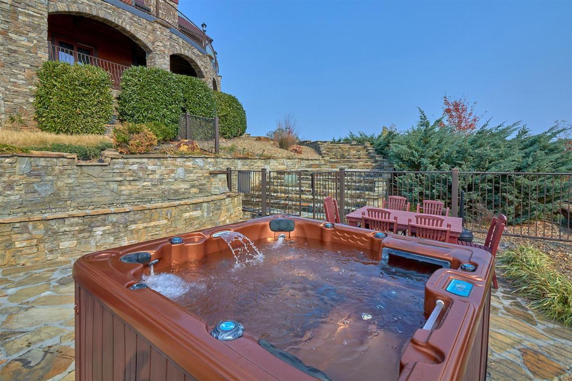 Journey'S End, 5 Bedrooms, Sleeps 12, Private Outdoor Pool, Theater, Sauna Сивиървил Екстериор снимка